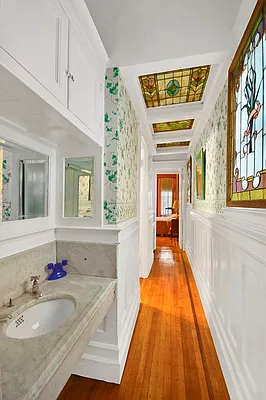 Sold by Corcoran | media 6