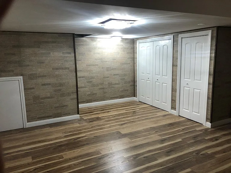 215 Stafford Dr — Photo 19
