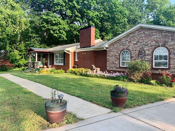 379 Oakland Rd
