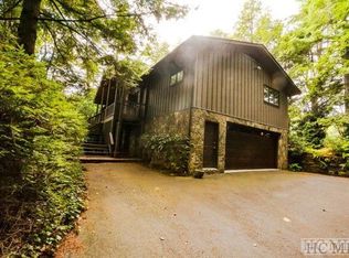 948 Sky Lake Dr, Highlands, NC 28741