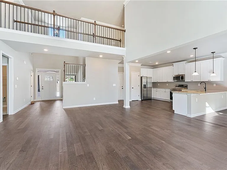 5714 Ridgewater Cir — Photo 8