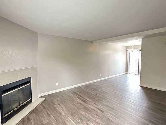 3rd image of 10801 Cherry St #10809