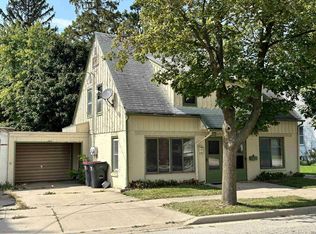 121 Grove St, Waterloo, WI 53594