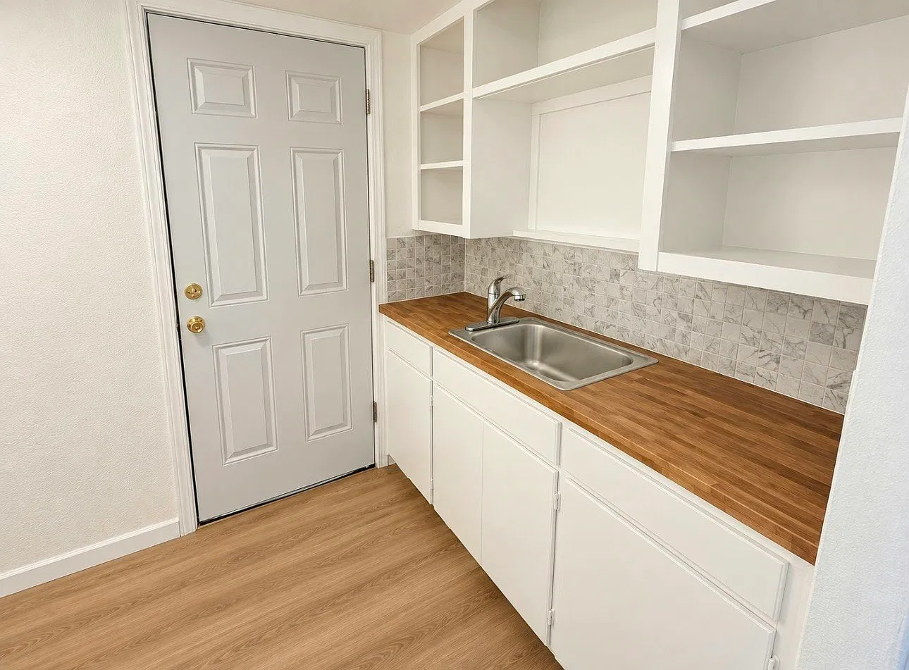 618 Basin Street Northwest, Unit F — Photo 2