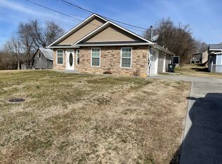 1117 Liberty Hall Dr, Morristown, TN 37813