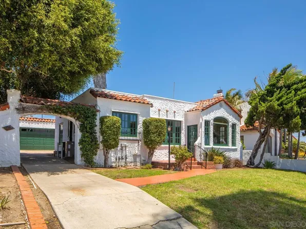 3637 Hyacinth Dr, San Diego, CA 92106