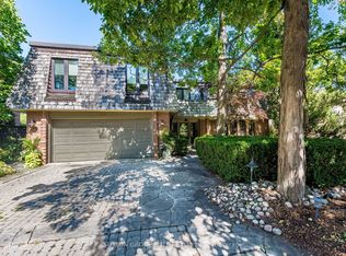 2269 Shardawn Mews, Mississauga, ON L5C1W6