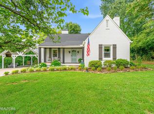 236 Hillcrest Dr, Knoxville, TN 37918