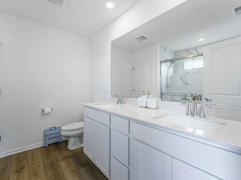 7710 Nightshade Ln #7710 — Photo 9