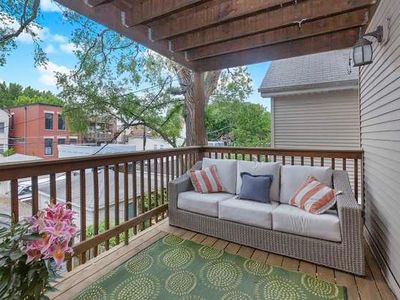 1518 W Oakdale Ave #2, Chicago, IL, 60657