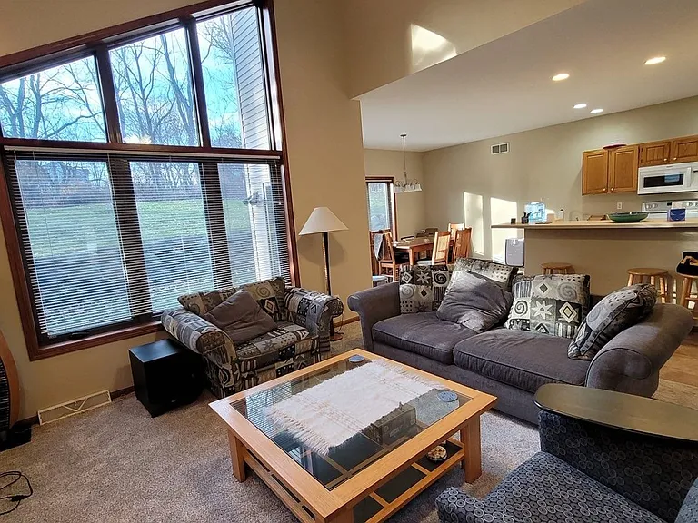 3001 Arapaho Dr — Photo 3