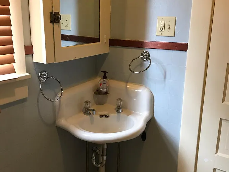 Downstairs Bathroom