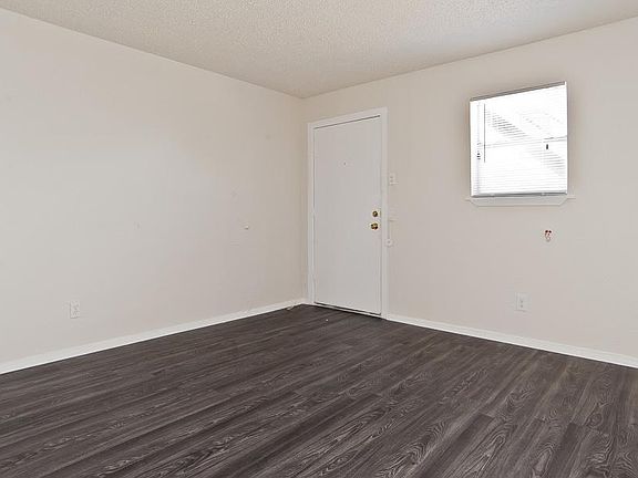 4th image of 2618 Jeffries St APT 103