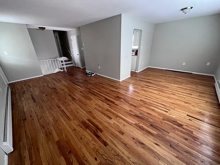 470 Livermore Ave #2 — Photo 11