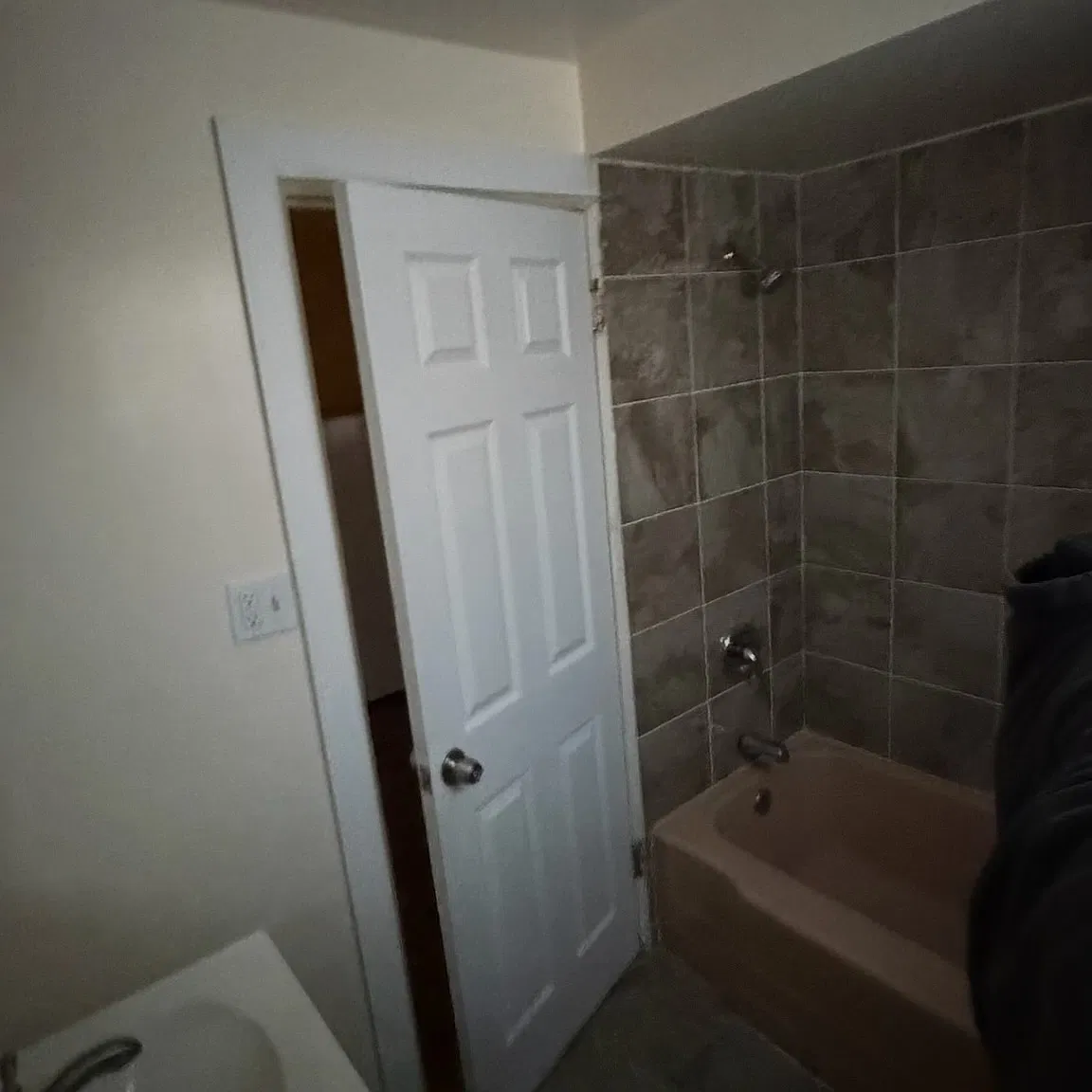 1 bed, 565 sqft, $1,350 — Photo 2