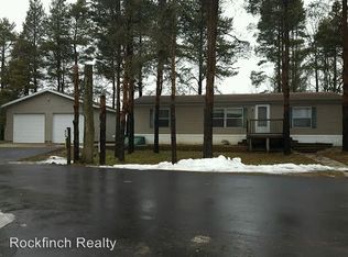15188 White Creek Ave NE, Cedar Springs, MI 49319