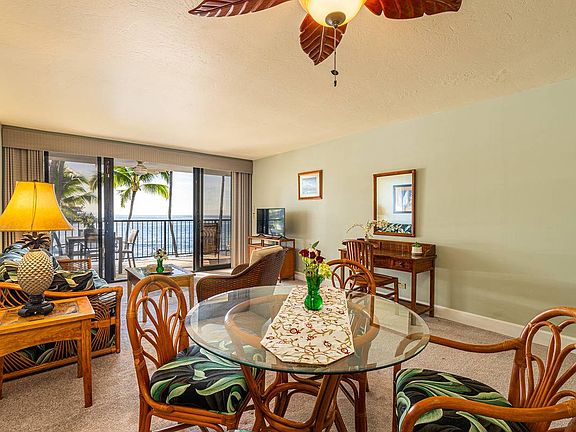 2nd image of 75-6106 Alii Dr #123