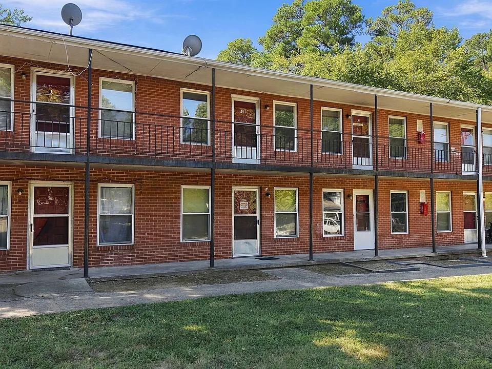 1803 House Ave