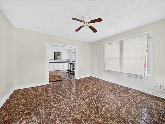 5th image of 1817 McDaniel St