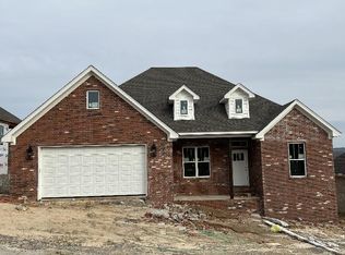 2001 Tapped Maple Dr, North Little Rock, AR 72120