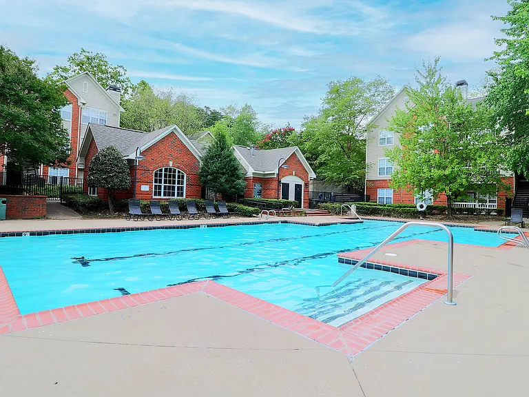The Grove at Pleasant Valley Apartment Homes — Photo 21