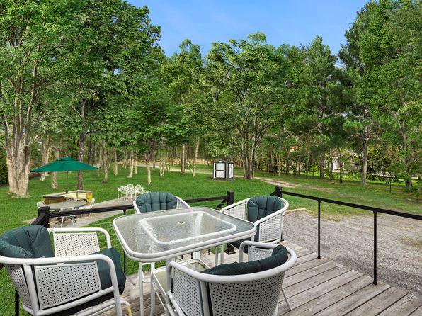 14 Old Main Rd, Quogue, NY 11959