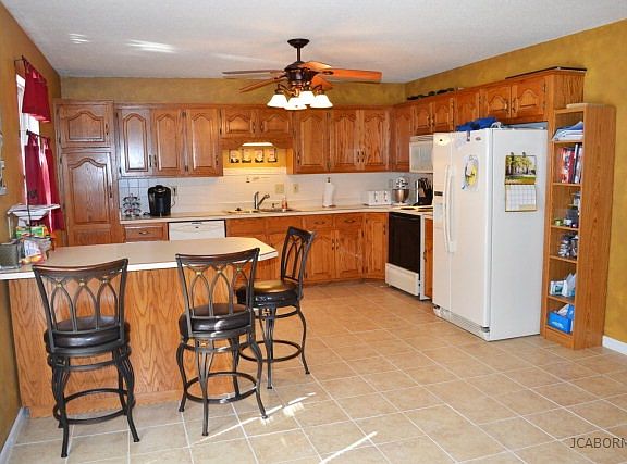 3rd image of 2713 Briarwood Dr