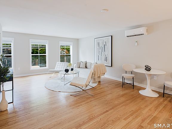 4th image of 1385 Washington Blvd #4