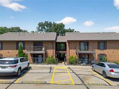 5581 Baronridge Dr APT 4, Saint Louis, MO, 63129