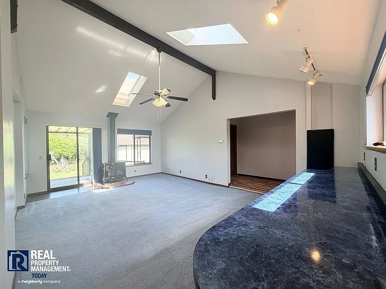1721 6th St SW — Photo 6
