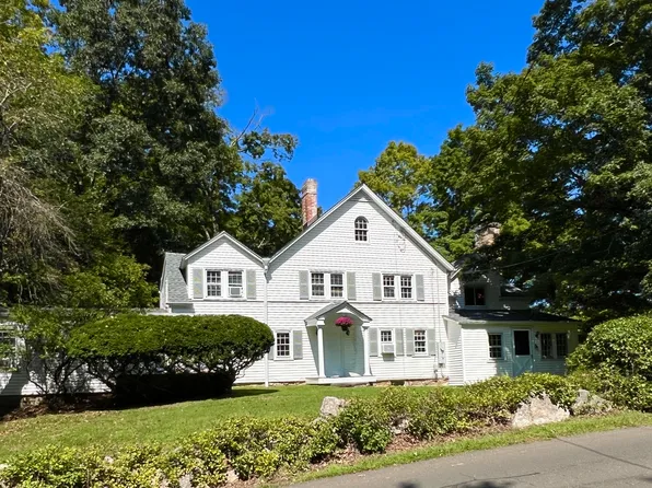 301 Haviland Rd, Stamford, CT 06903