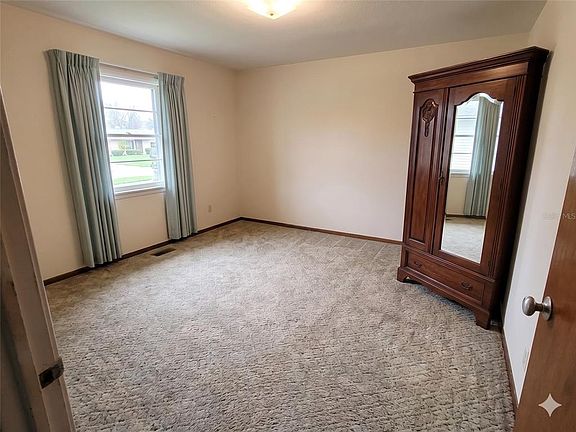 4th image of 3621 Wilts St