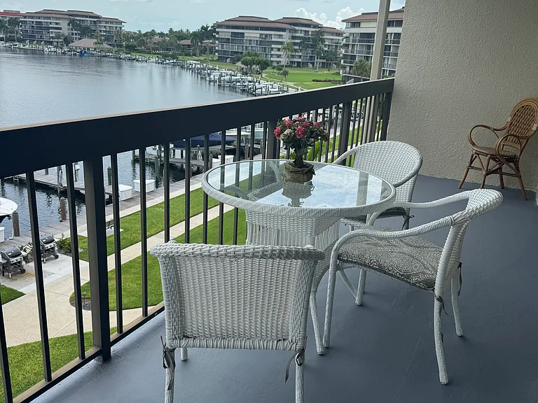 591 Seaview Ct #A412 — Photo 15
