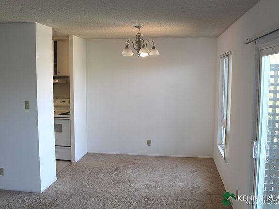 5th image of 932 Peninsula Ave APT 309