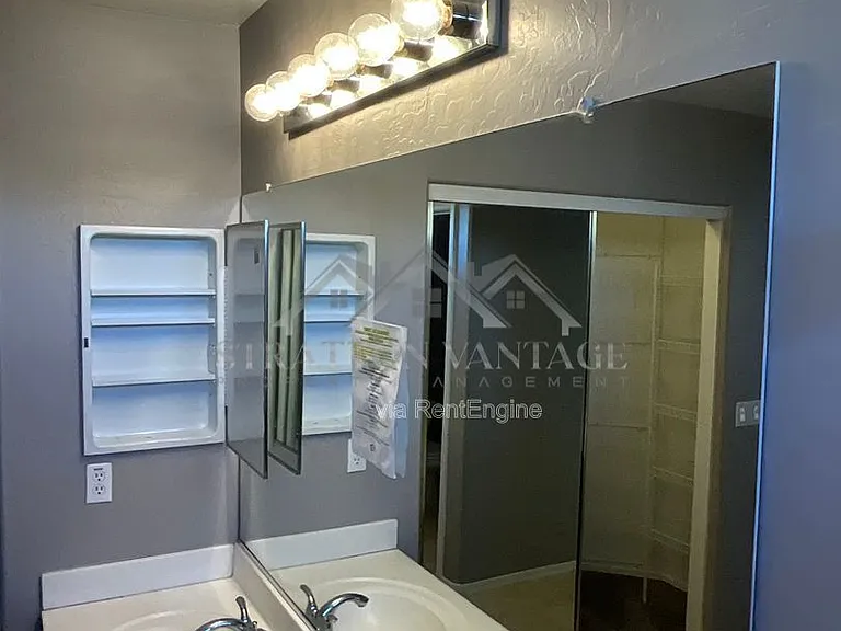 11381 W Yuma St — Photo 29