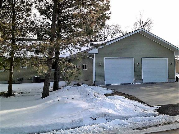 2nd image of 206 N Elm St