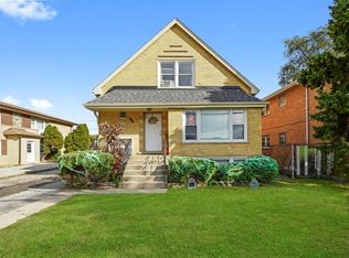 7549 S Roberts Rd, Bridgeview, IL 60455