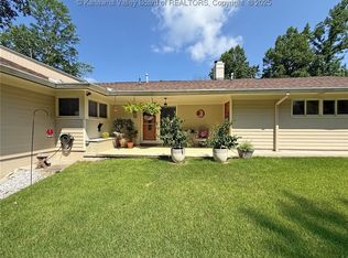 1500 Longridge Rd, Charleston, WV 25314