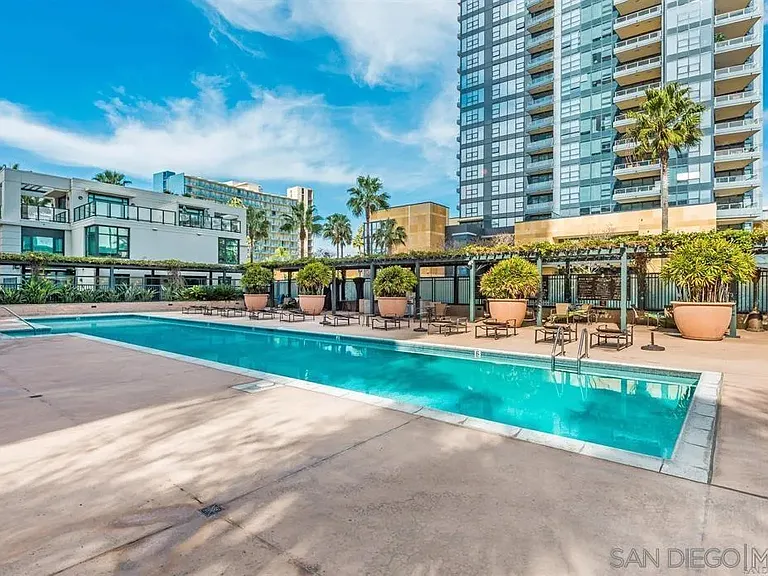 1205 Pacific Hwy #2904 — Photo 23