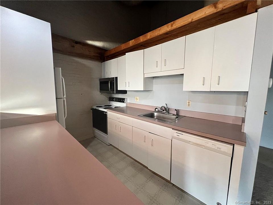 Thermos On The Thames Apartments Norwich, CT Zillow