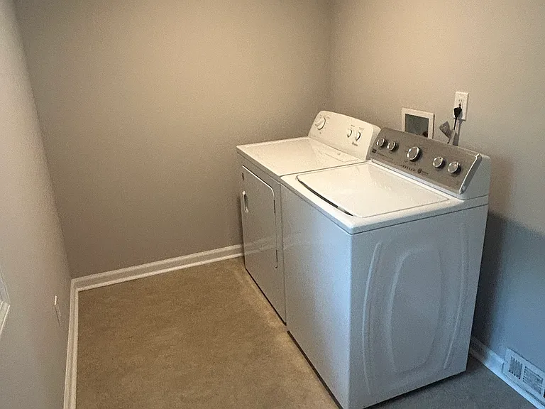 2209 S Shelby St — Photo 12