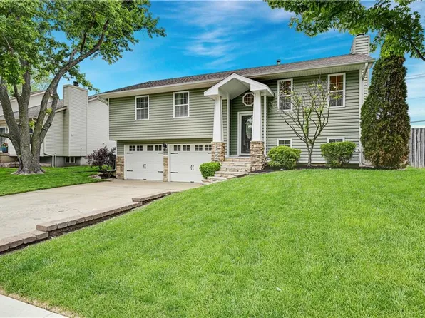 15604 W 151st Ter, Olathe, KS 66062