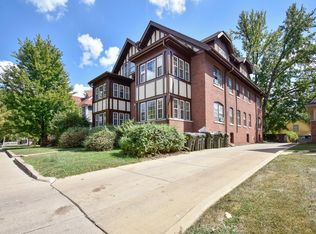 603 W Green St APT 3E, Urbana, IL