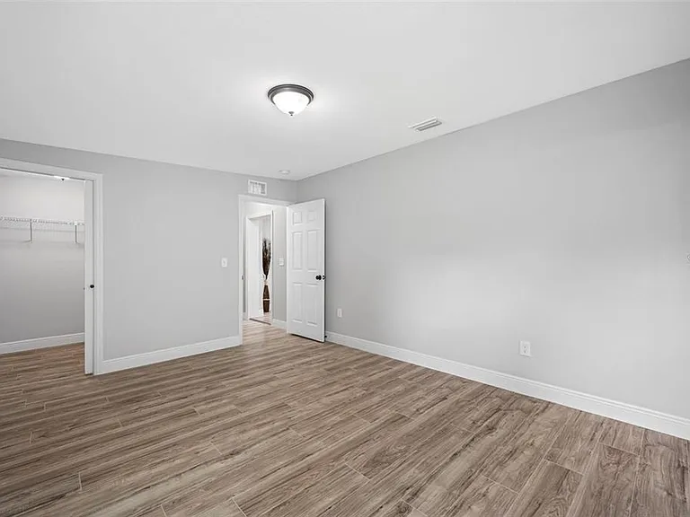 1901 E New Orleans Ave — Photo 11