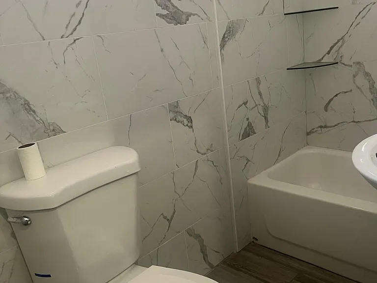 415 S 10th St #1 — Photo 18