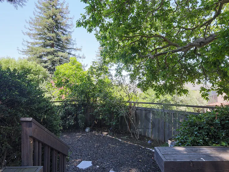 29 Park Way — Photo 34