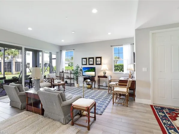 2647 SEYCHELLES CIR #2204, NAPLES, FL 34112