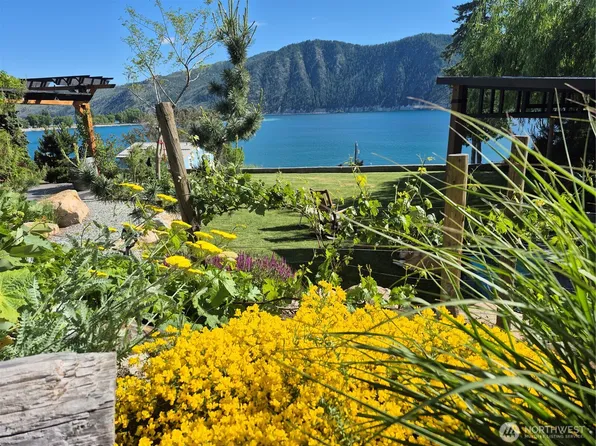 337 Boetzkes Avenue, Manson, WA 98831