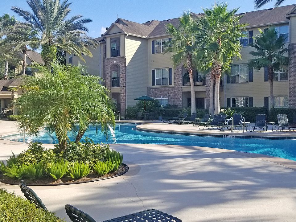 1st image of 7800 Point Meadows Dr APT 1018