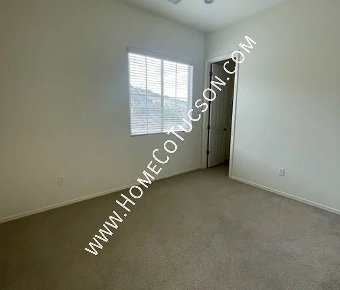 38628 S Running Roses Ln — Photo 13